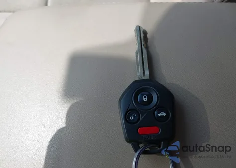 2017 Subaru Legacy 2.5I Premium из США, поврежденный, VIN 4S3BNAC61H3066874